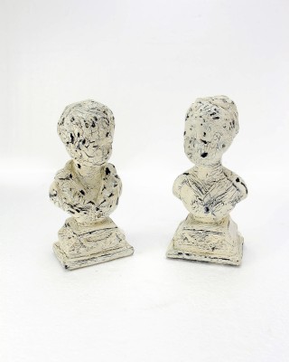 pair of book ends